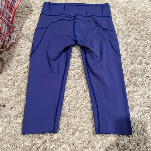 lululemon cropped leggings - Picture 4 of 7